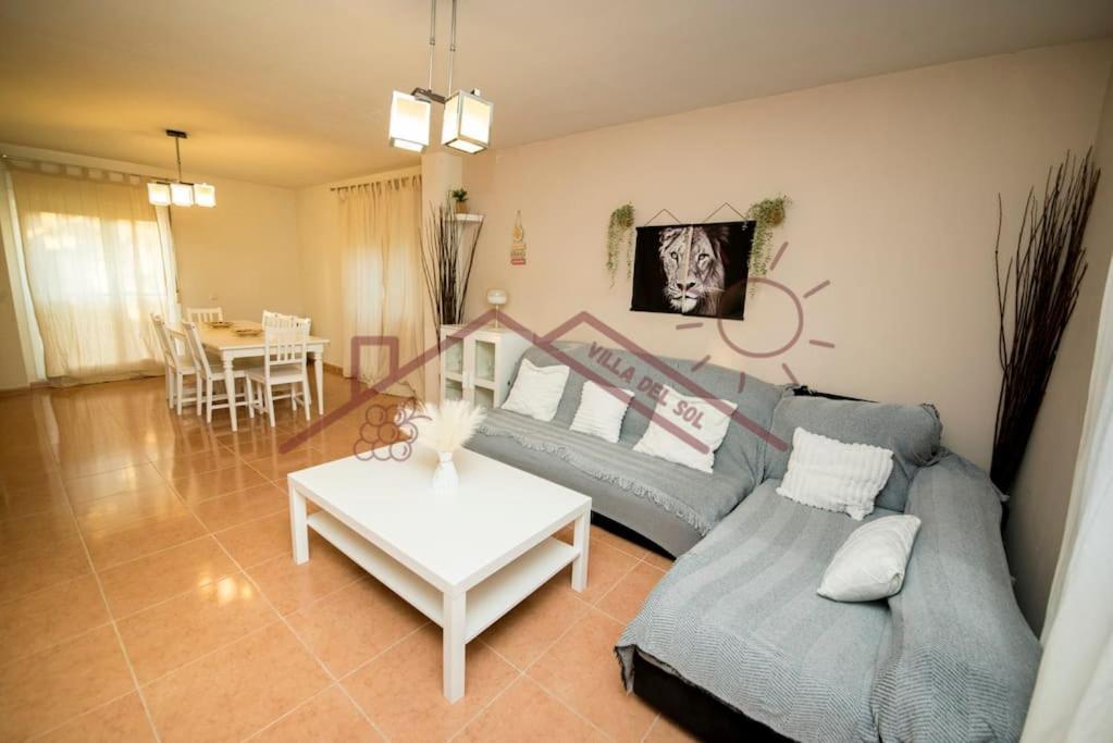 Villa Del Sol - Piscina Climatizada Mentrida Екстер'єр фото